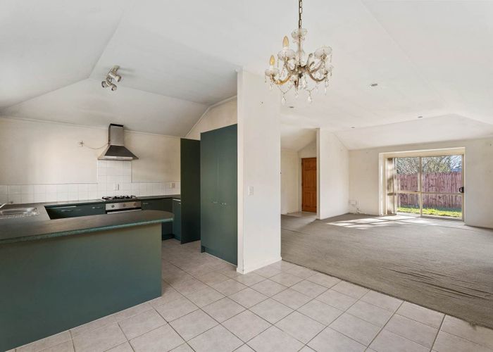  at 15a Blease Street, New Lynn, Waitakere City, Auckland