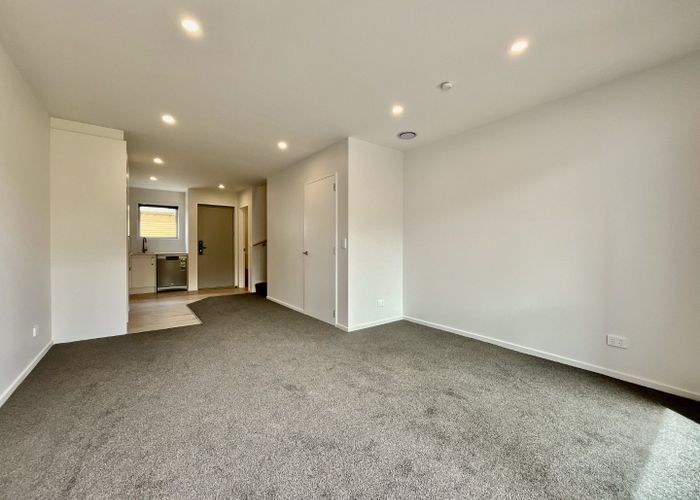  at 2/75 Lismore Street, Waltham, Christchurch City, Canterbury