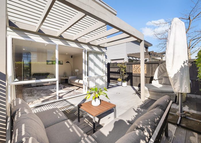  at 30 Barbarich Drive, Stonefields, Auckland
