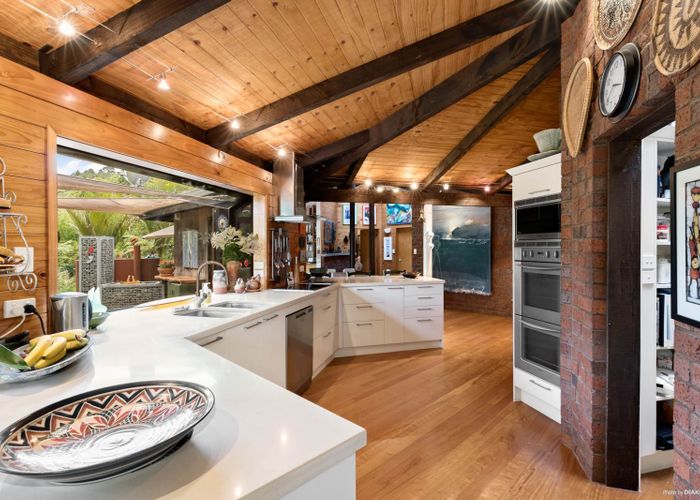  at 29 Gracechurch Drive, Flat Bush, Auckland