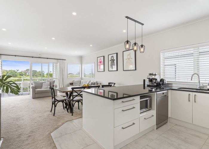 at 16 Atalanta Way, Beachlands, Manukau City, Auckland