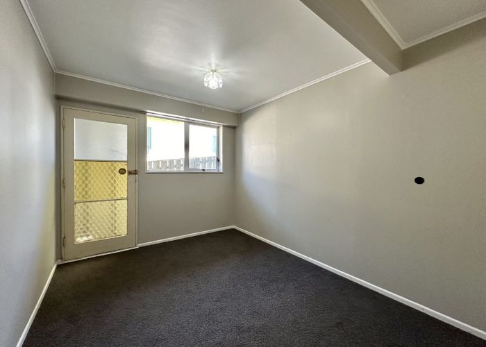  at 9B Edgecombe Street, Newlands, Wellington