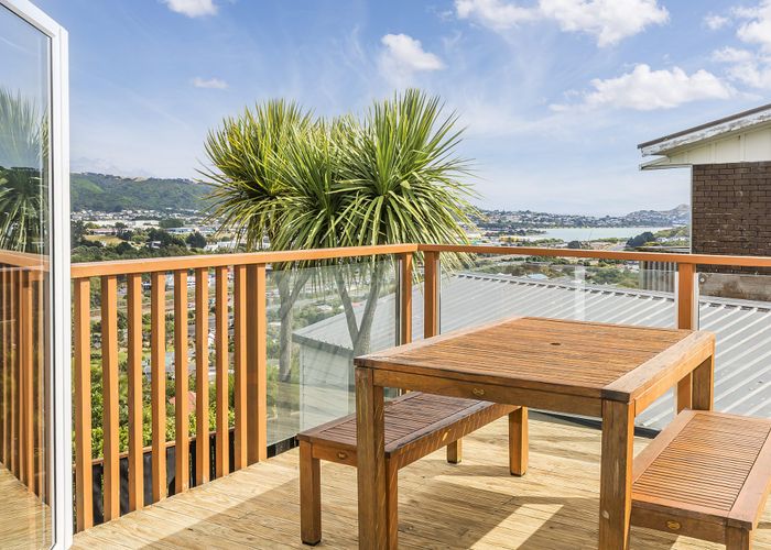 at 8 Ash Grove, Ranui, Porirua