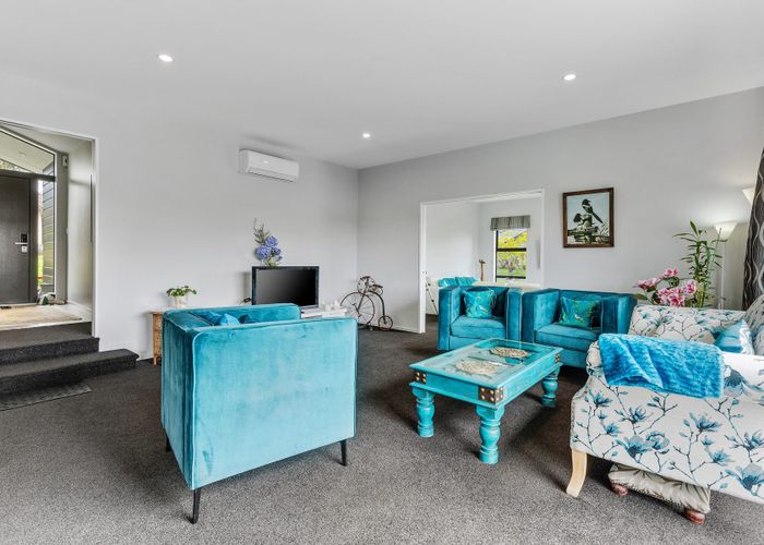  at 15 Blackwood Road, Silverdale, Silverdale