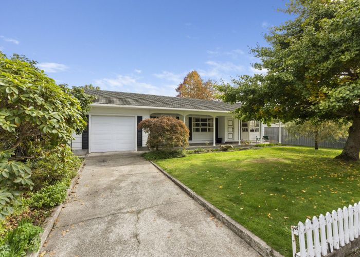 at 174 Main Street, Pahiatua