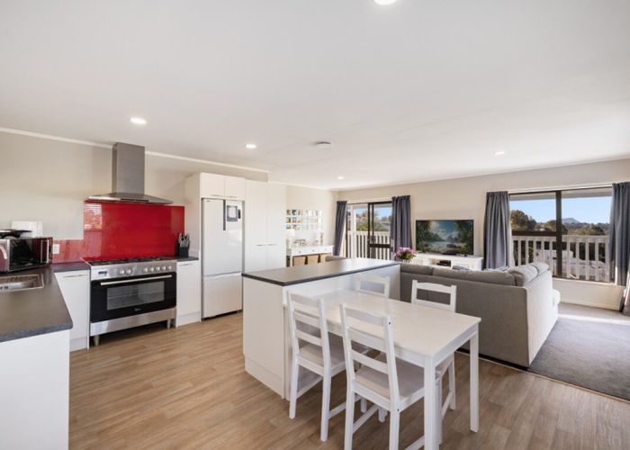  at 98 Coopers Road, Gate Pa, Tauranga, Bay Of Plenty