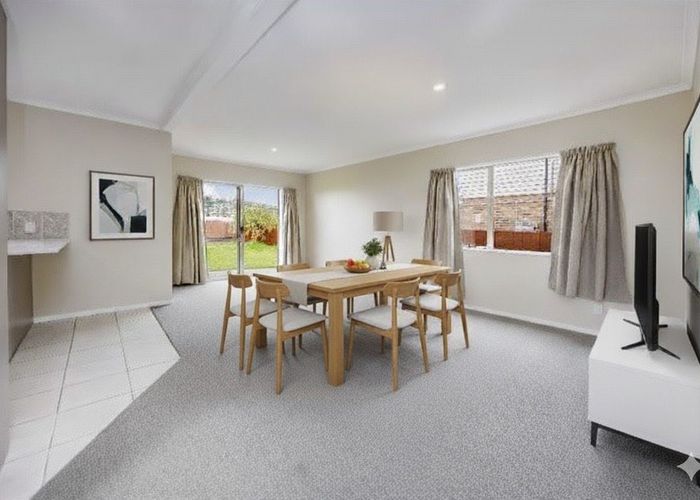  at 28 Crossandra Drive, Mangere, Manukau City, Auckland