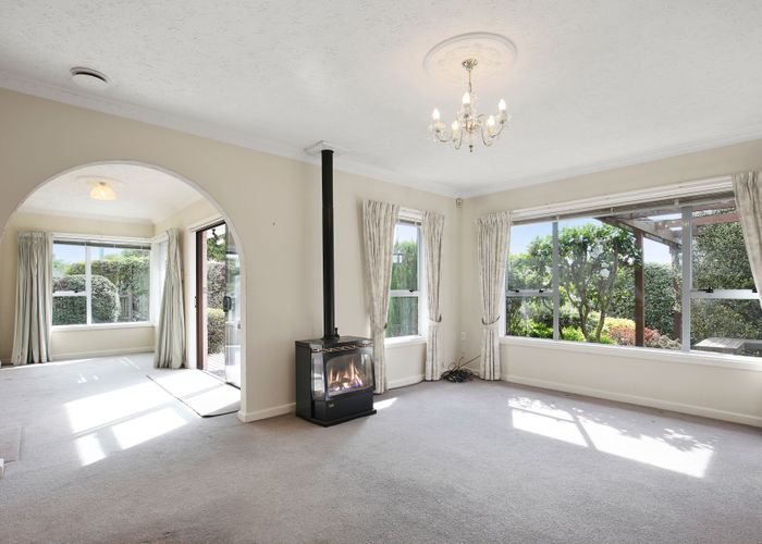  at 6 Kingston Place, Bishopdale, Christchurch