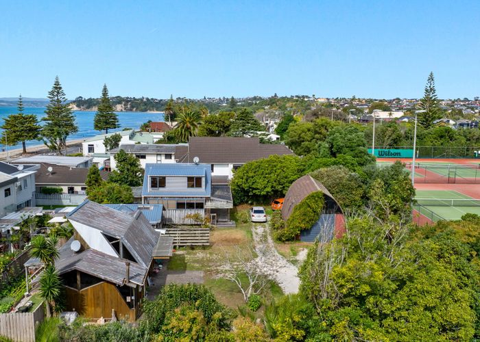  at 1 The Esplanade, Eastern Beach, Manukau City, Auckland