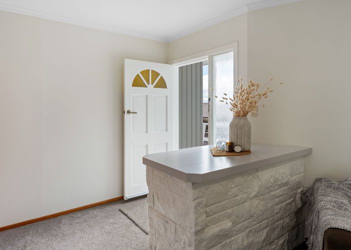  at 6 Lindale Grove, Waikanae Beach, Kapiti Coast, Wellington