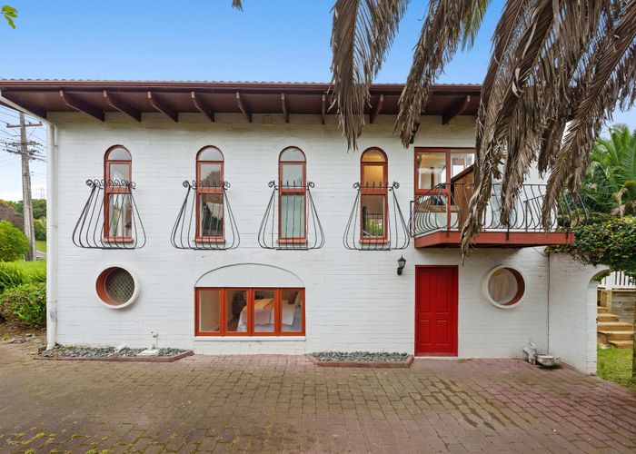  at 304 Triangle Road, Massey, Waitakere City, Auckland