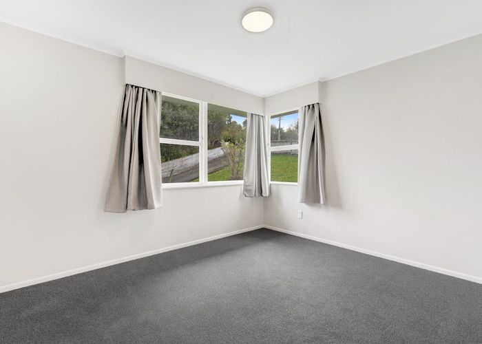  at 194 Don Buck Road, Massey, Waitakere City, Auckland