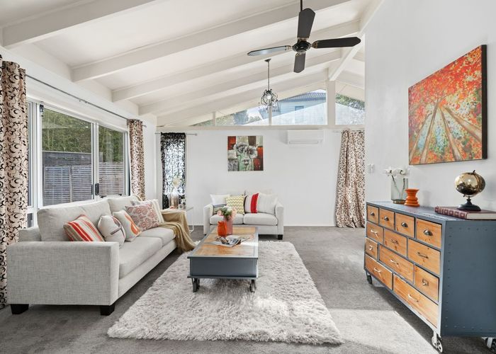 at 32B Lyttelton Avenue, Forrest Hill, Auckland