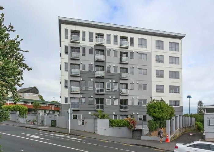  at GH/127 Grafton Road, Grafton, Auckland City, Auckland