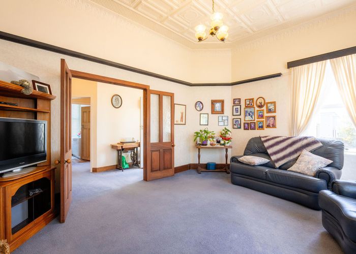  at 72 Hinemoa Street, Birkenhead, Auckland