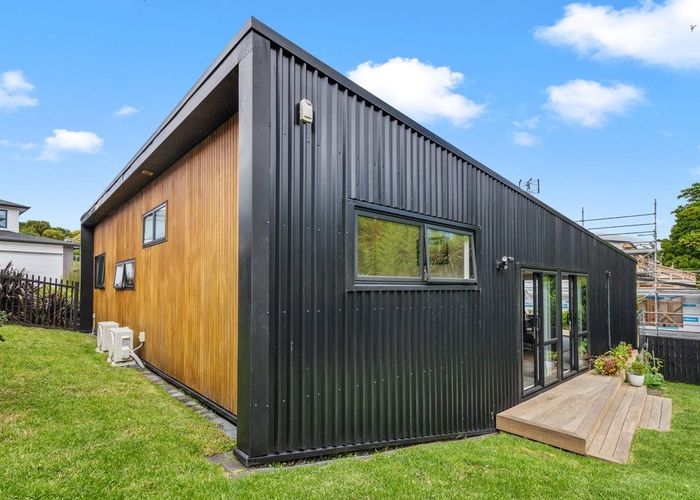  at 26 Arataki Views Way, Glen Eden, Waitakere City, Auckland