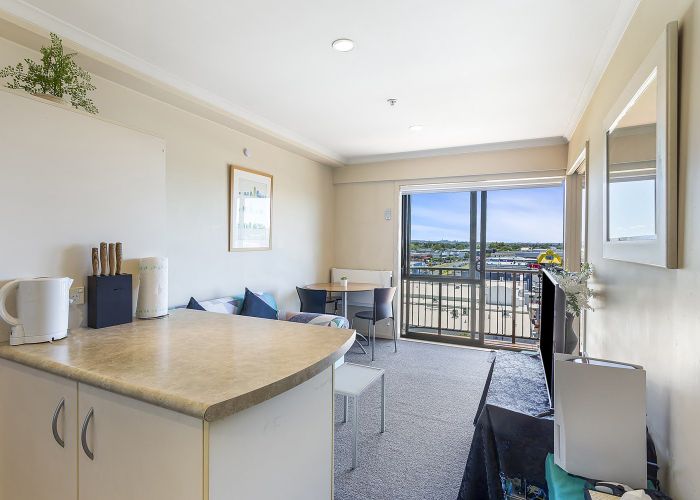  at 5E/18 Ronwood Avenue, Manukau, Manukau City, Auckland