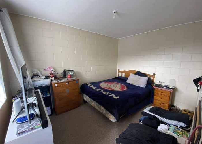  at 1B East Grove, Alicetown, Lower Hutt, Wellington