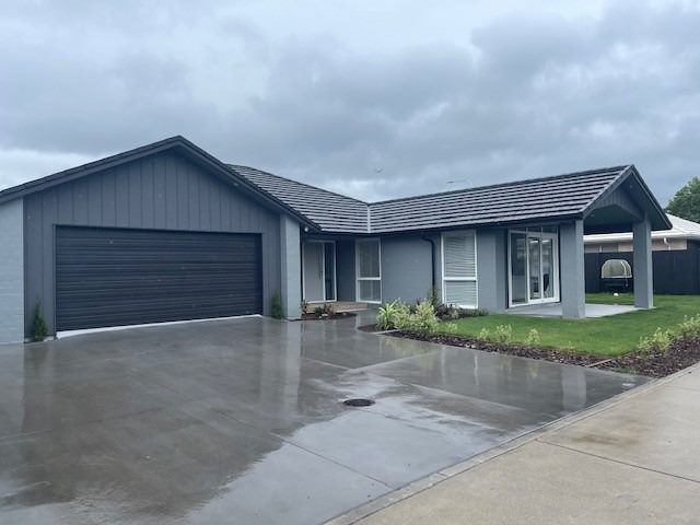  at 17 Goodwin Crescent, Pyes Pa, Tauranga
