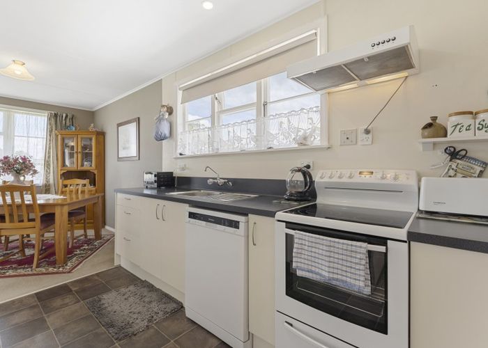  at 8 Edinburgh Street, Feilding, Feilding