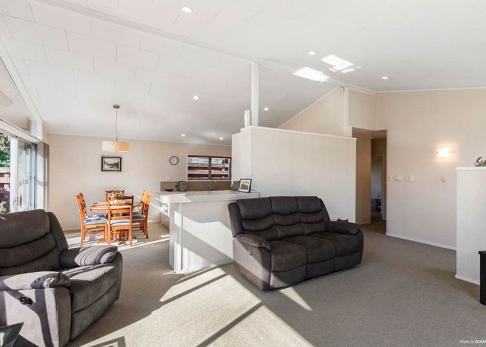  at 28 Landscape Road, Pukekohe, Pukekohe