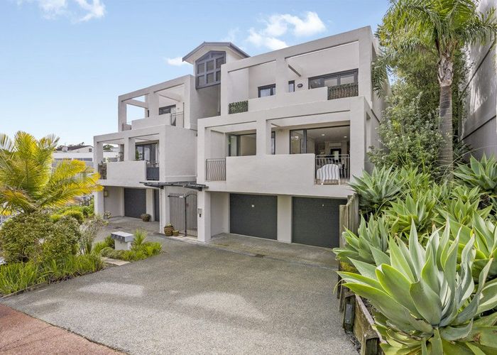  at 13/5 Monte Cassino Place, Birkdale, Auckland
