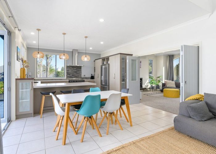  at 102 Rototuna Road, Rototuna, Hamilton