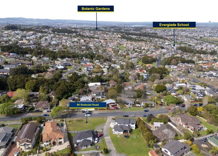  at 90 Redoubt Road, Goodwood Heights, Manukau City, Auckland