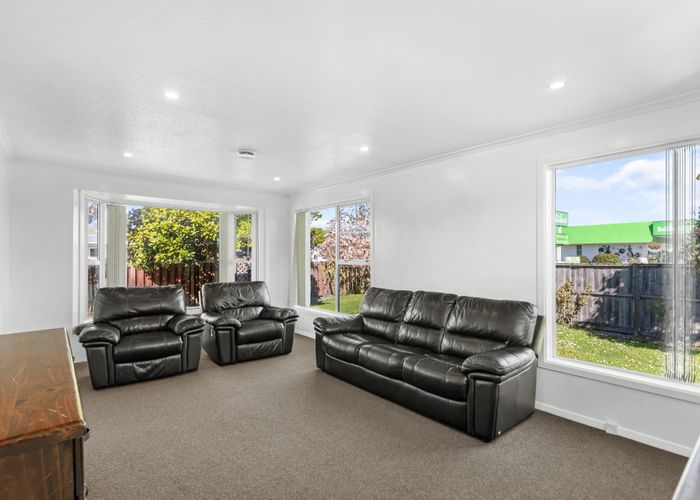  at 15 Prestons Road, Redwood, Christchurch City, Canterbury
