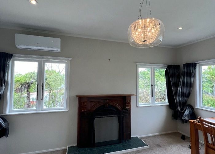  at 68 Beach Road, Mellons Bay, Manukau City, Auckland