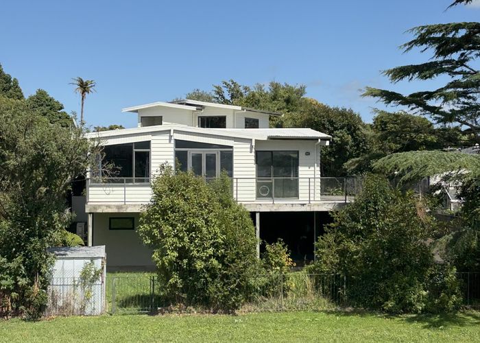  at 16 Dittmer Drive, Awapuni, Palmerston North, Manawatu / Whanganui