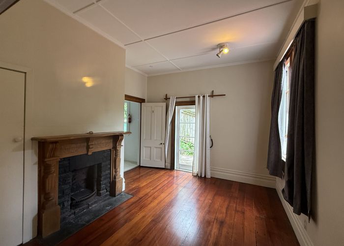  at 143 Wadestown Rd, Wadestown, Wellington, Wellington