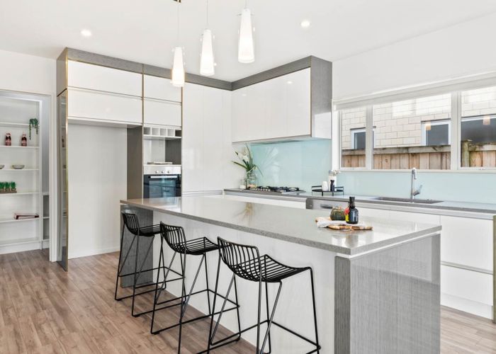  at 15 Ballyholey Drive, Flat Bush, Manukau City, Auckland
