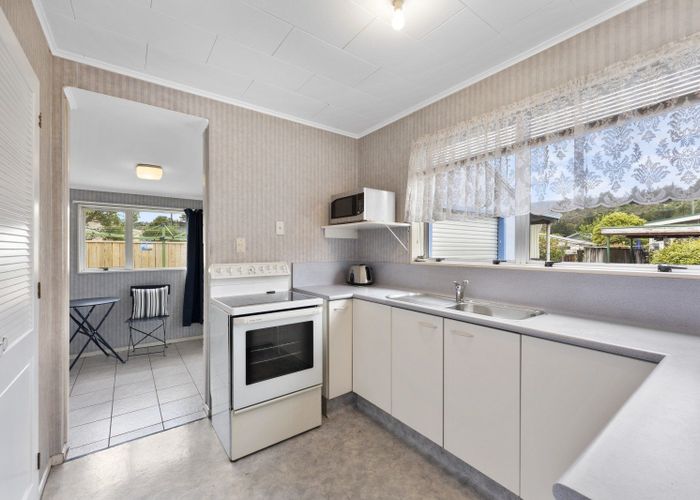  at 2/8 Cederholm Grove, Brown Owl, Upper Hutt