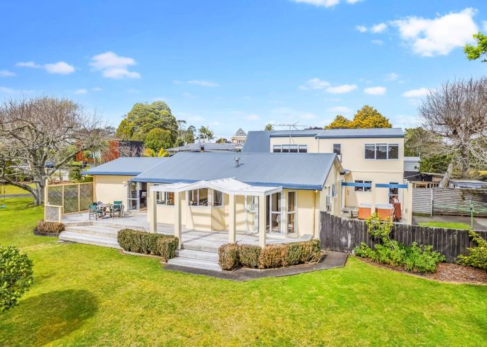  at 85 The Terrace, Herald Island, Waitakere City, Auckland