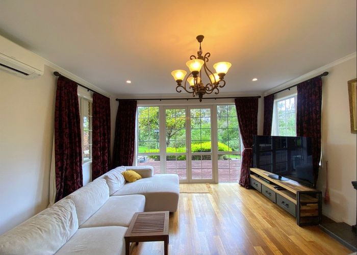  at 32 Langford Place, Albany