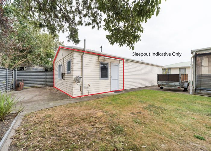  at 24 Anakiwa Street, Kelvin Grove, Palmerston North, Manawatu / Whanganui