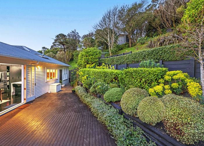 at 123 Cecil Road, Wadestown, Wellington