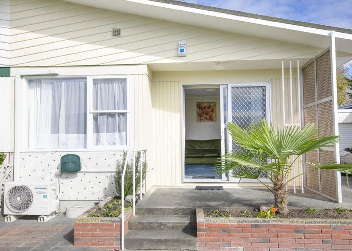  at 13/90 Gloucester Street, Greenmeadows, Napier