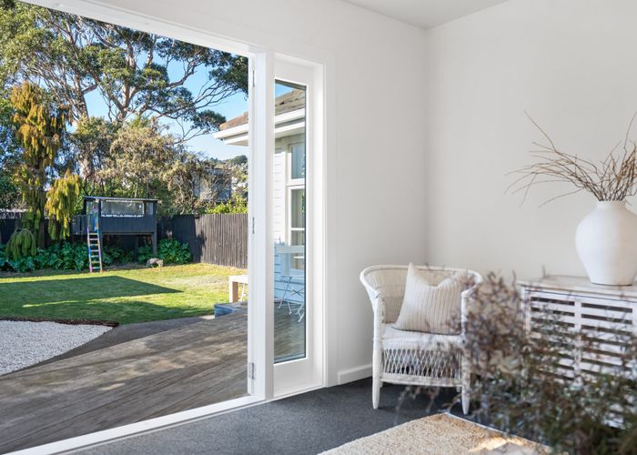  at 37 Arnold Street, Sumner, Christchurch City, Canterbury