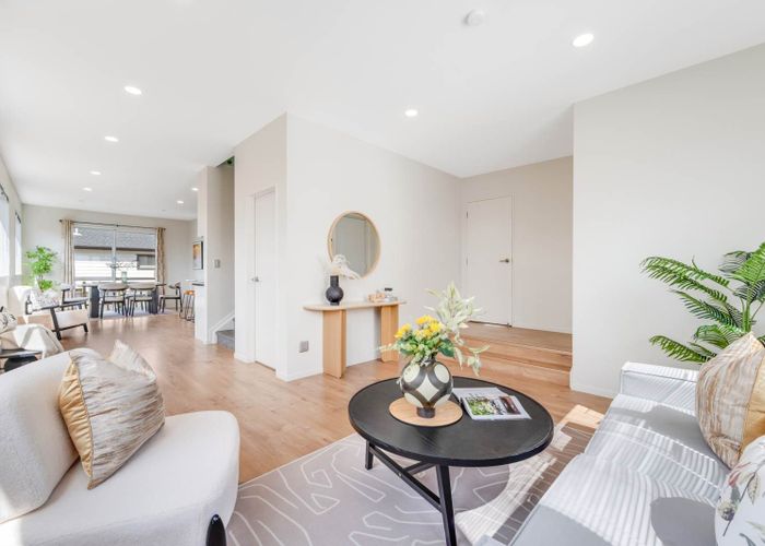  at 5 Griffstan Lane, Howick, Manukau City, Auckland