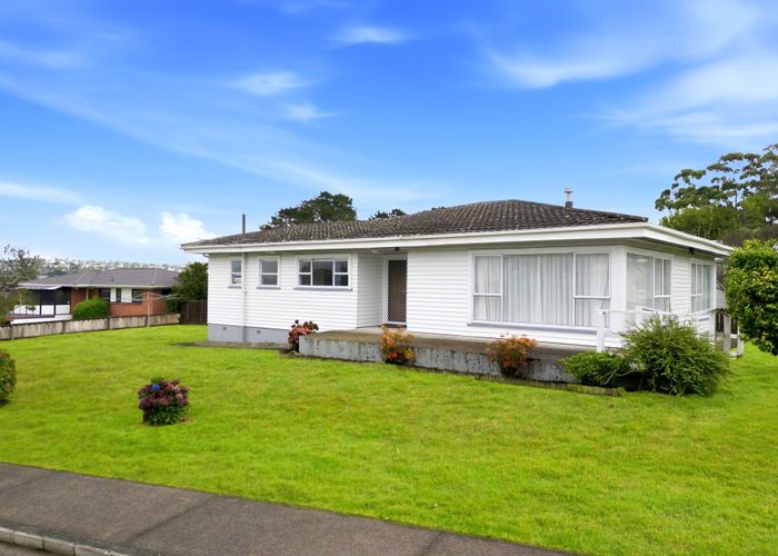  at 46 Gloria Avenue, Te Atatu Peninsula, Waitakere City, Auckland