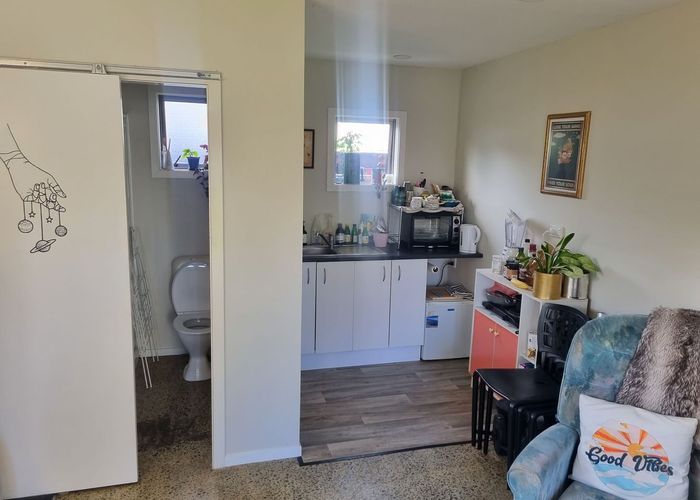  at 4 Cotter Place, Hamilton East, Hamilton, Waikato