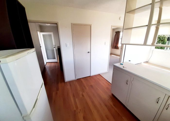  at 22/72 Kitchener Road, Milford, North Shore City, Auckland