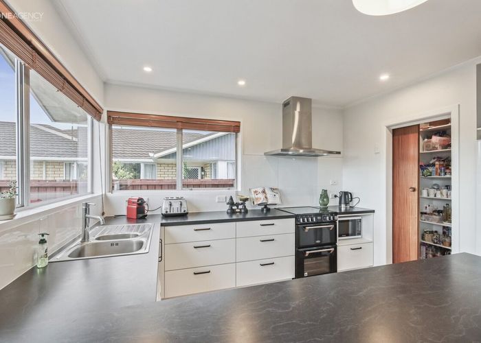  at 15 Chilton Drive, Mairehau, Christchurch