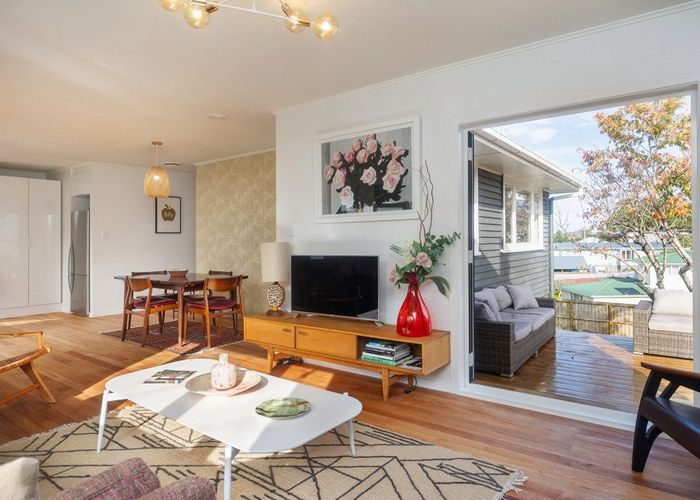  at 7 Hillview Avenue, New Windsor, Auckland City, Auckland
