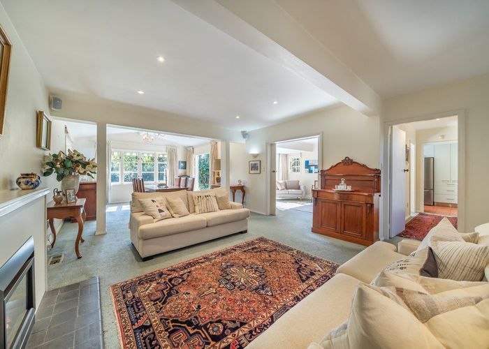  at 297 Fergusson Drive, Heretaunga, Upper Hutt