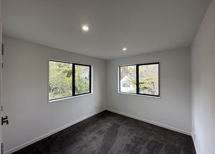  at 8B Lynn Rd, Bayview, North Shore City, Auckland