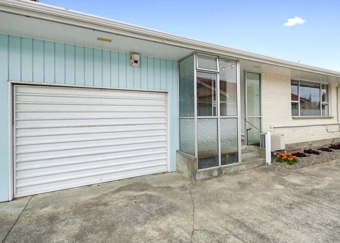  at 2/38 Pretoria Street, Hutt Central, Lower Hutt