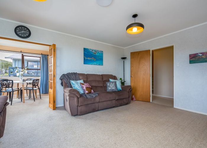  at 20 Kaitangata Crescent, Kelson, Lower Hutt